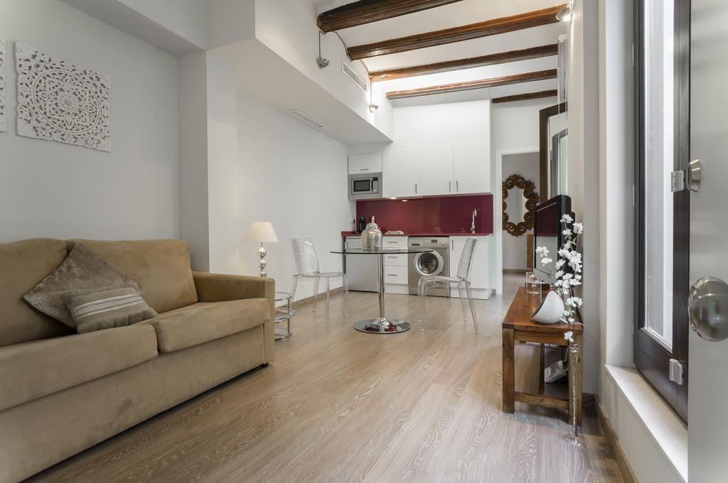 Kirei Apartment Sombrereria Valence Extérieur photo