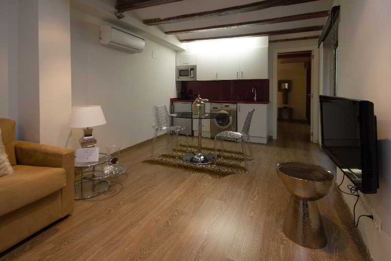 Kirei Apartment Sombrereria Valence Extérieur photo