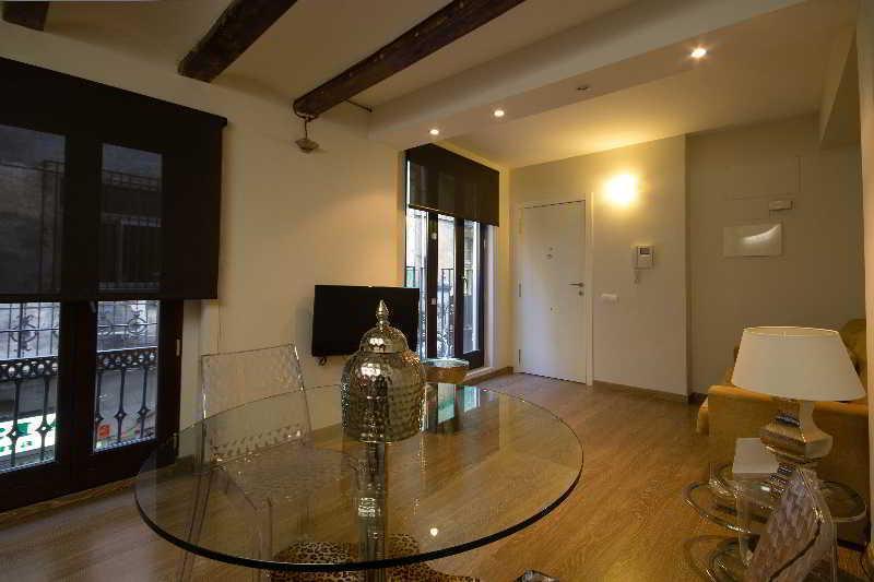Kirei Apartment Sombrereria Valence Extérieur photo